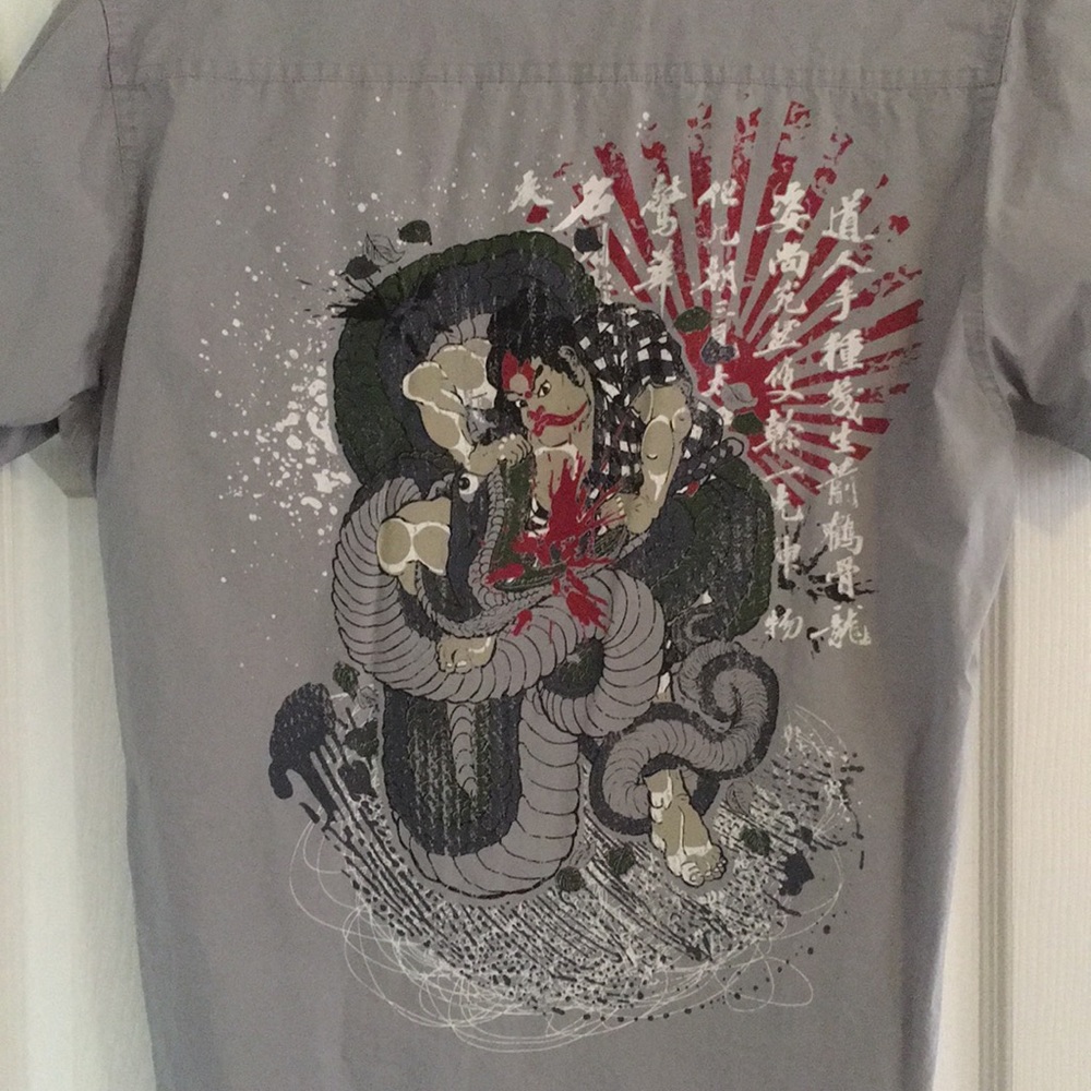 Men’s large  shirt with art design